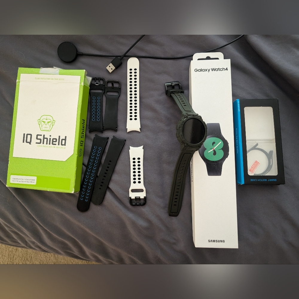 Samsung Galaxy watch 4 bundle